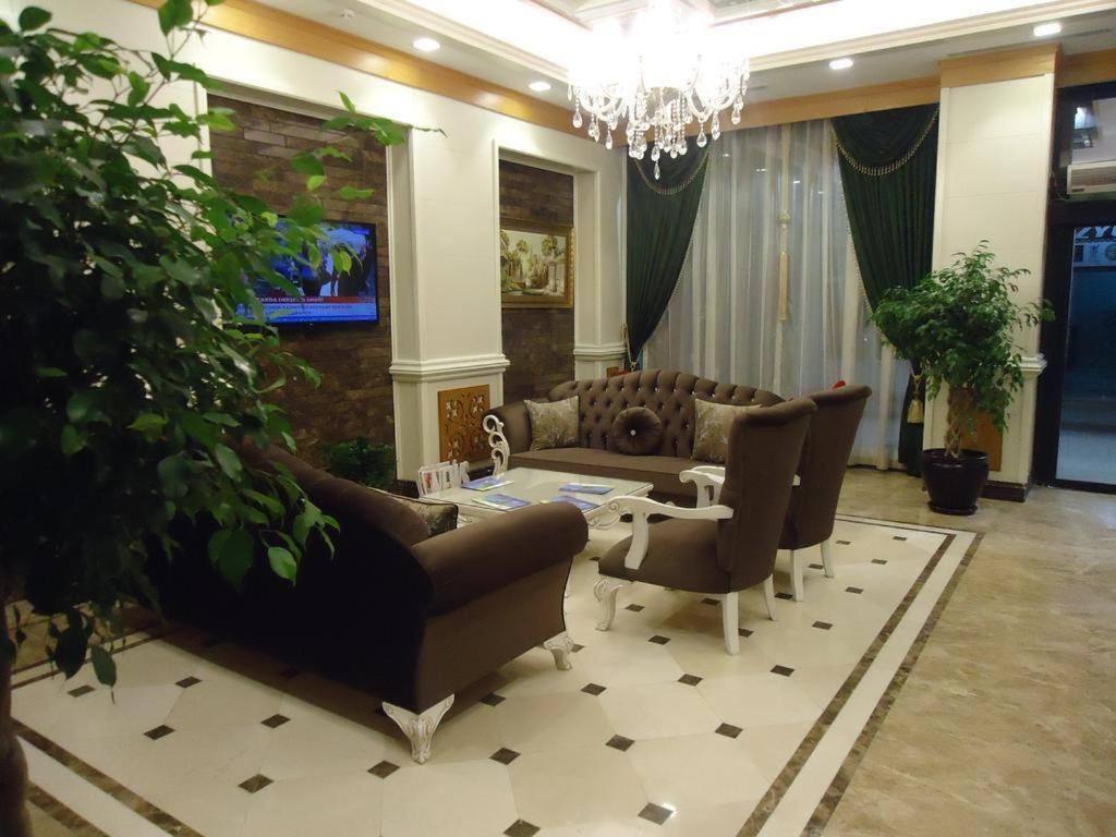 Moonlight Hotel Bostanici ภายนอก รูปภาพ